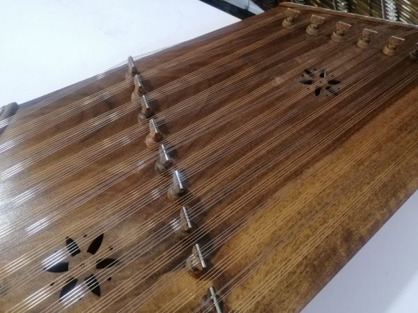 سنتور های برندحمید موسوی چوب آکاژو